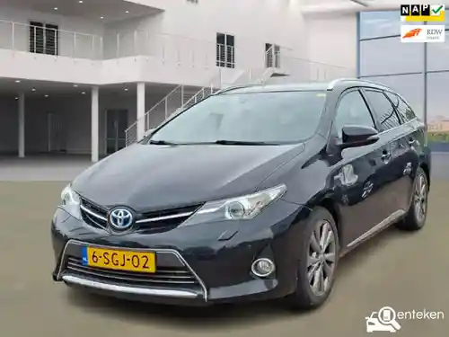 Toyota Auris Touring Sports 1.8 Hybrid 2013