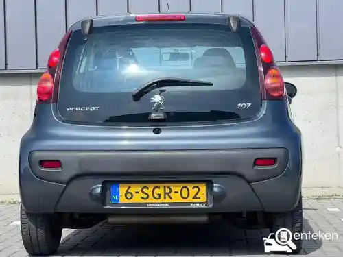 Peugeot 107 1.0 68 2013