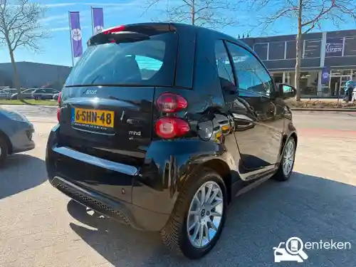 smart fortwo coupé 1.0 mhd 2013