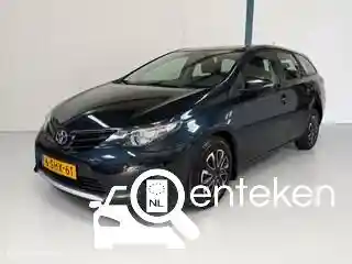 Toyota Auris 1.33 2013