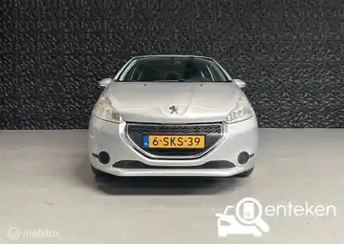 Peugeot 208 1.2 PureTech 82 2013