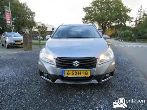 Suzuki SX4 S-Cross 1.6 2013
