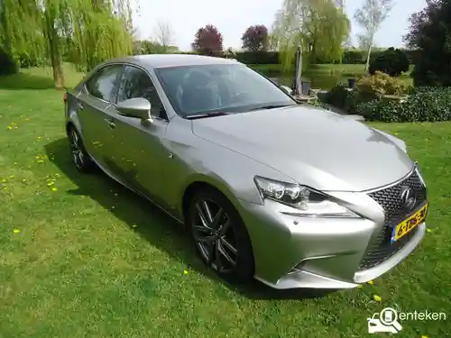 Lexus IS 300h 2014