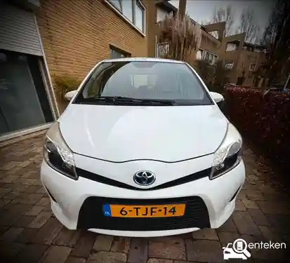 Toyota Yaris 1.5 Hybrid 2014