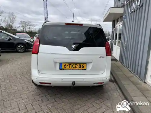 Peugeot 5008 THP 155 2014