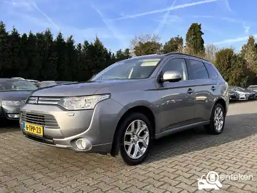 Mitsubishi Outlander 2.0 Plug-In Hybrid 2014