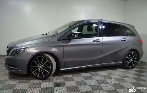 Mercedes-Benz B 180 2014