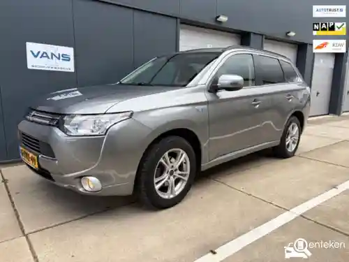 Mitsubishi Outlander 2.0 Plug-In Hybrid 2014
