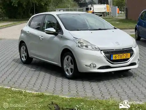 Peugeot 208 1.2 PureTech 82 2014