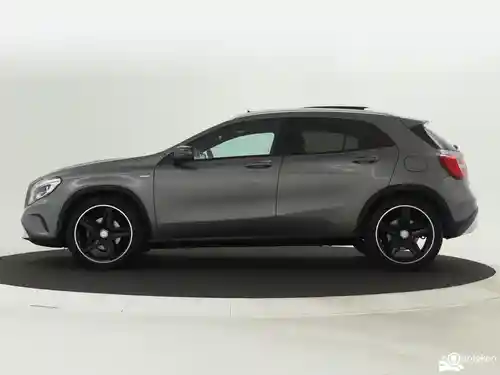 Mercedes-Benz GLA 200 2014