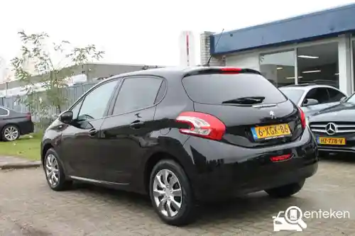 Peugeot 208 1.2 PureTech 82 2014