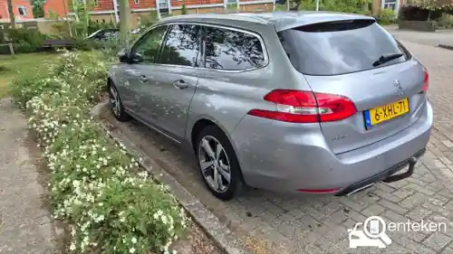 Peugeot 308 SW PureTech 130 2014