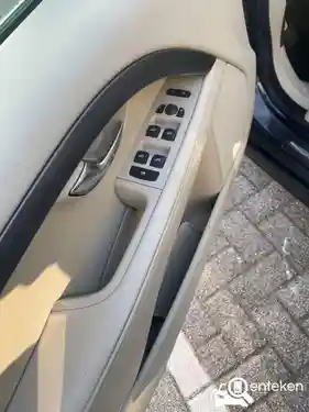 Volvo V70 D2 2014
