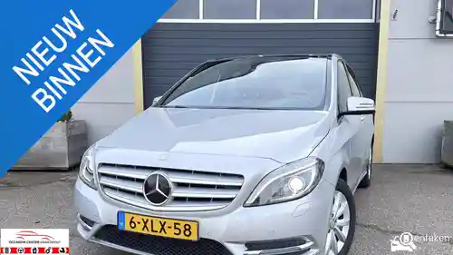 Mercedes-Benz B 200 2013