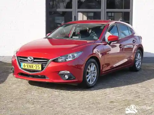 Mazda 3 SKYACTIV-G 120 2014