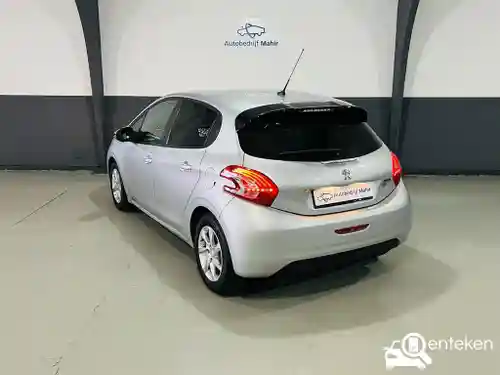 Peugeot 208 1.2 PureTech 82 2014