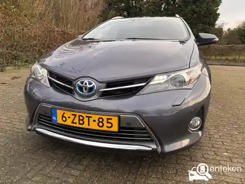 Toyota Auris Touring Sports 1.8 Hybrid 2014