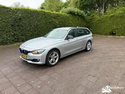 BMW 320d Touring 2012