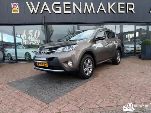 Toyota RAV4 2.0 2015