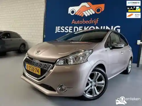 Peugeot 208 1.2 PureTech 82 2015