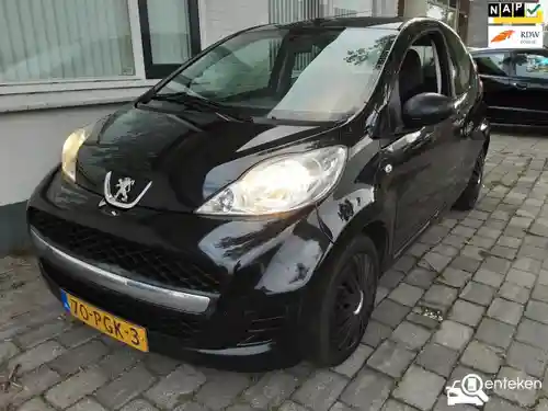 Peugeot 107 1.0 70 2011