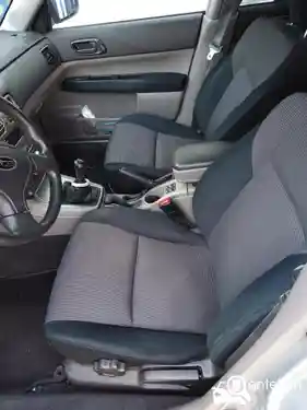 Subaru Forester 2.0X 2005