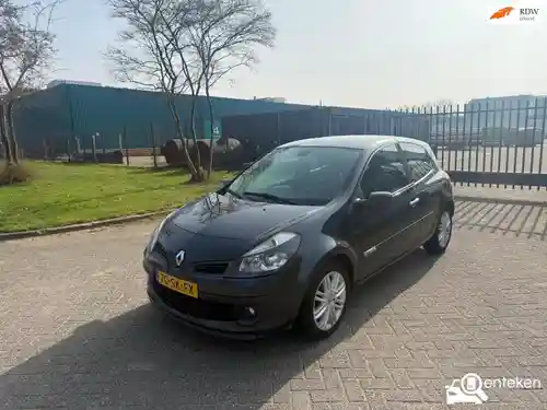Renault Clio 1.6 16V ESP 2006