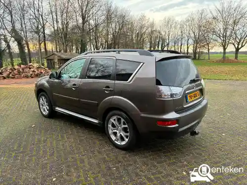 Mitsubishi Outlander 2.0 2011
