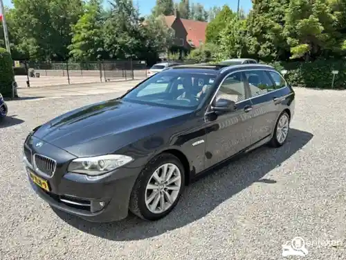 BMW 528i Touring 2012