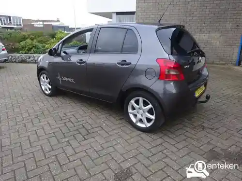 Toyota Yaris 1.3 2008