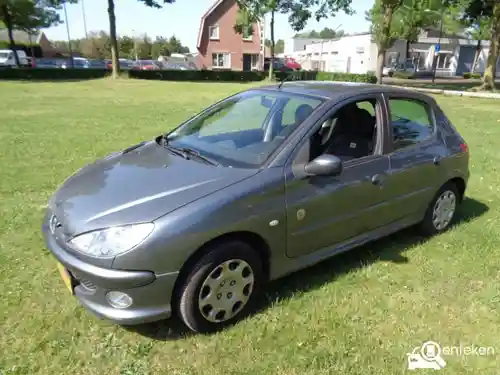 Peugeot 206 75 2008