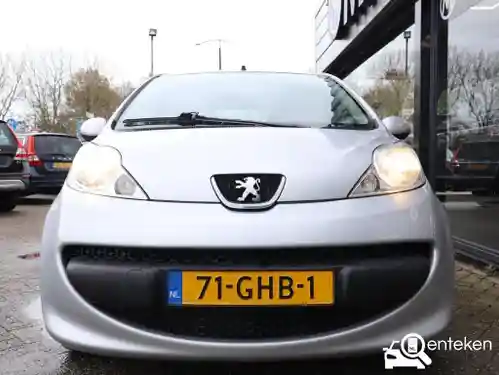 Peugeot 107 1.0 70 2008