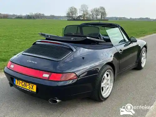 Porsche 911 Carrera Coupé 4 1994