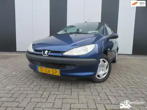 Peugeot 206 75 2001