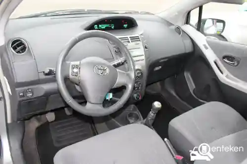 Toyota Yaris 1.33 2009