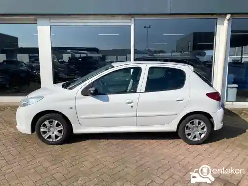 Peugeot 206 75 2010