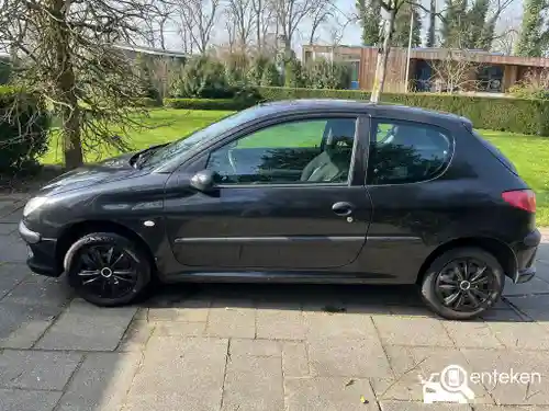 Peugeot 206 75 2003