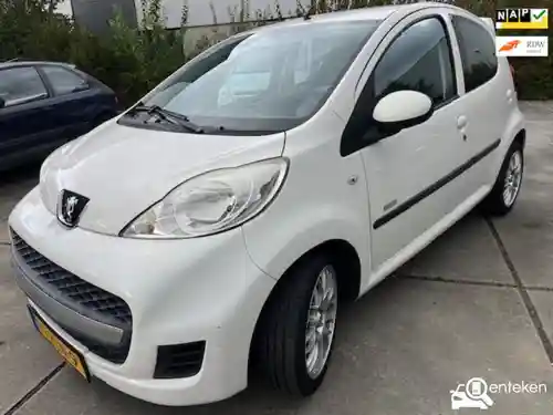 Peugeot 107 1.0 70 2011