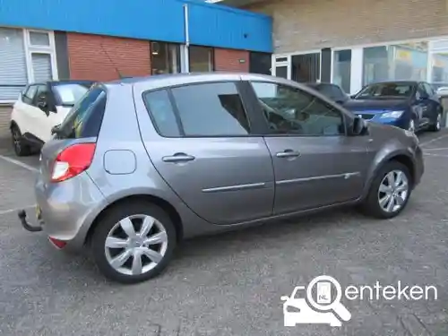 Renault Clio TCe 100 2011