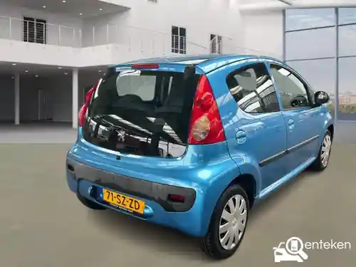 Peugeot 107 1.0 70 2006