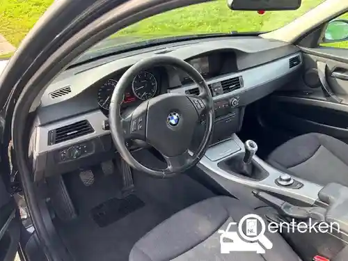 BMW 318i 2007