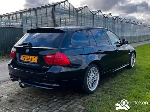 BMW 318i Touring 2009