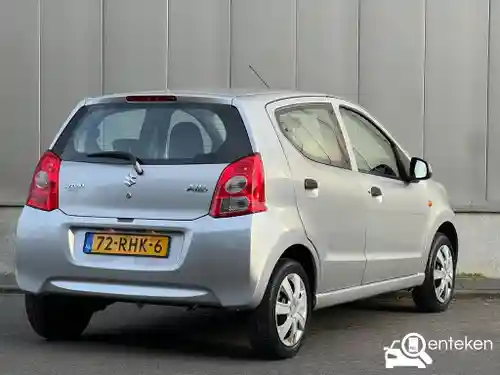 Suzuki Alto 1.0 2011