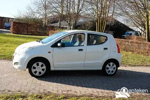 Suzuki Alto 1.0 2011