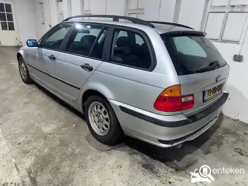BMW 318i Touring 2001