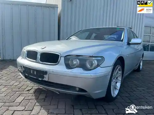 BMW 735i 2002