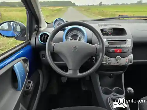 Peugeot 107 1.0 70 2010
