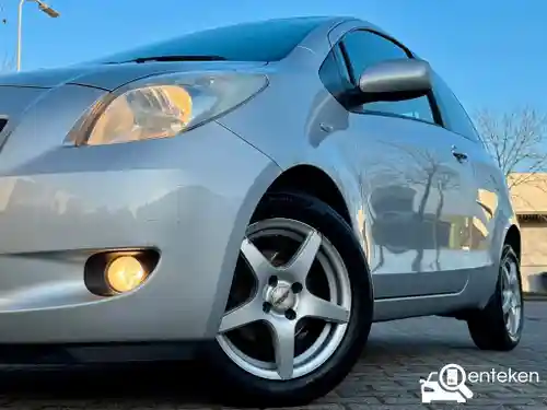Toyota Yaris 1.3 2007