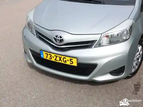 Toyota Yaris 1.0 2011
