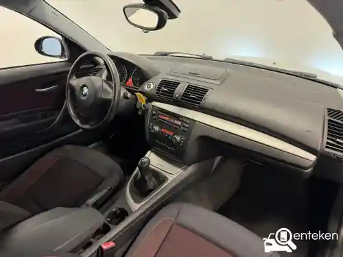 BMW 118i 2008